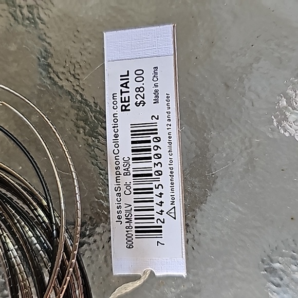 Unique Chained Bangle Set NWT - Picture 5 of 8